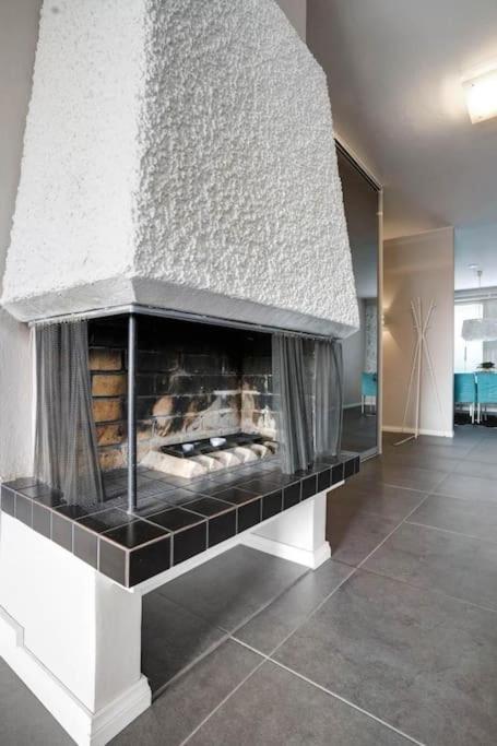Majestic Penthouse With Sauna & High-Speed Wi-Fi And Parking 로바니에미 외부 사진